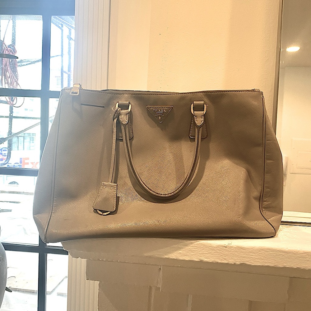 Prada Saffiano leather bag Grey